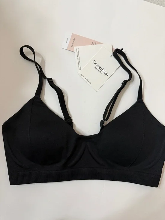 Calvin Klein Women's Bonded Flex Lightly Lined Bralette, Black, Small. R9A - Picture 3 of 8